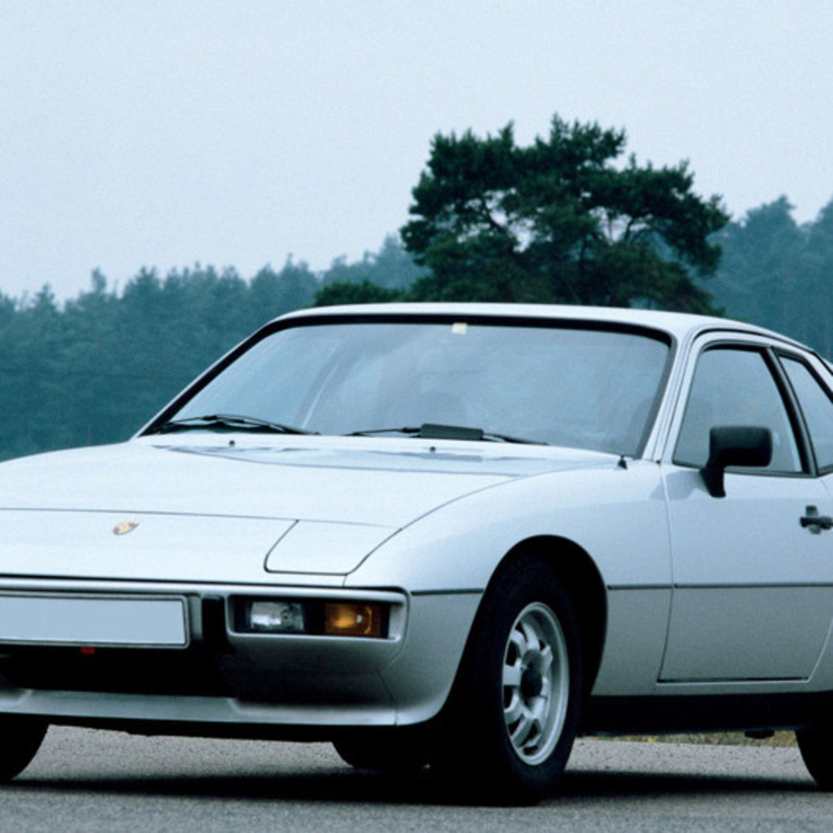 Porsche 924 Coup&eacute;