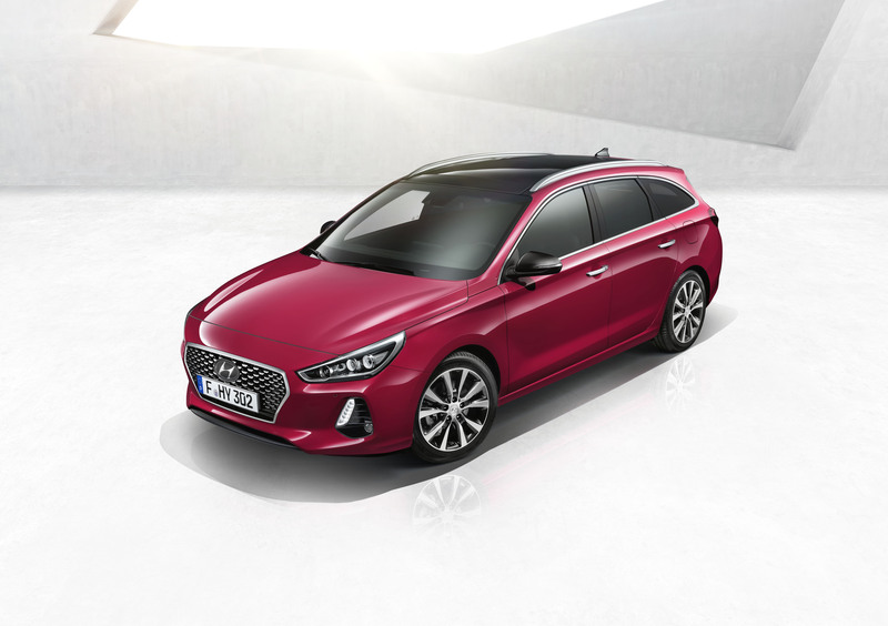 Hyundai i30 Station Wagon (2017-->>) (25)