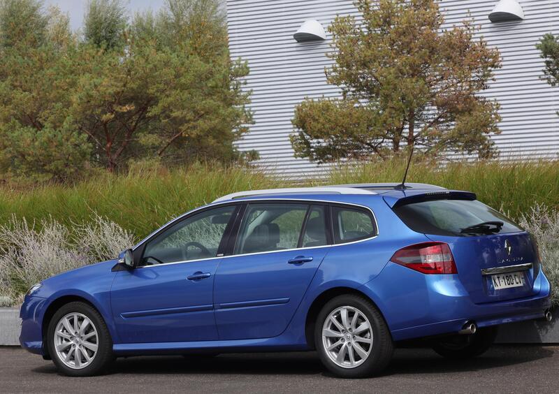 Renault Laguna SporTour (2007-15) (11)