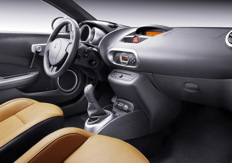 Renault Wind (2010-12) (10)