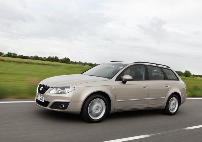 SEAT Exeo ST (2009-13) (6)