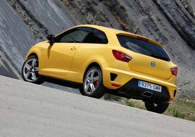 SEAT Ibiza SC (2008-17) (35)