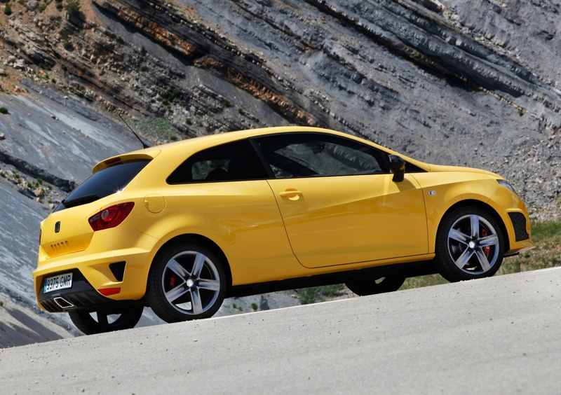 SEAT Ibiza SC (2008-17) (38)