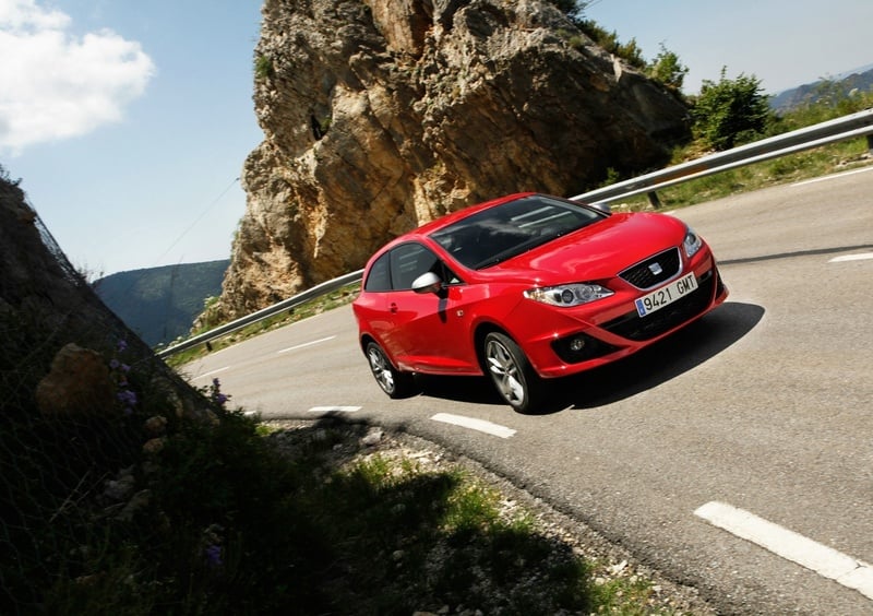 SEAT Ibiza SC (2008-17) (47)