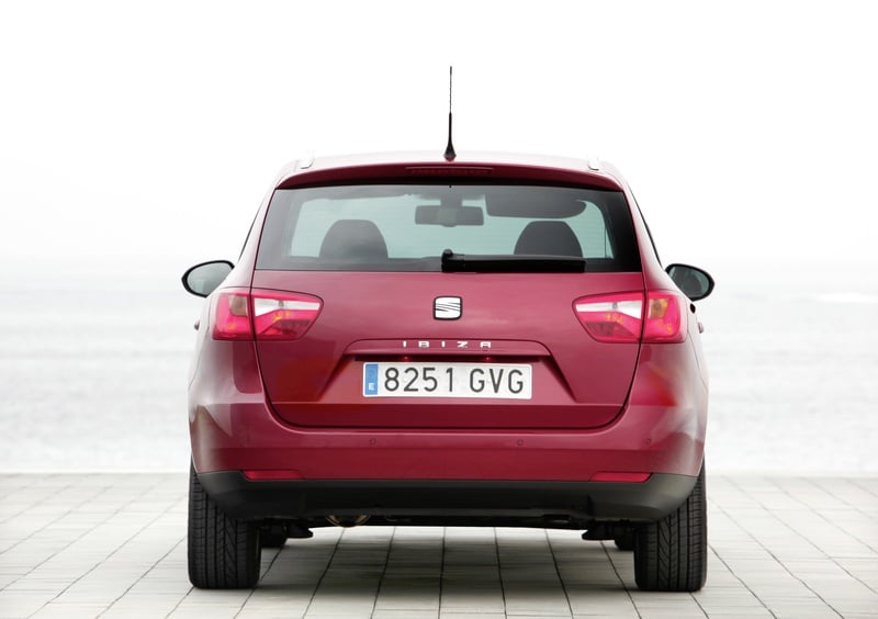 SEAT Ibiza ST (2010-17) (24)