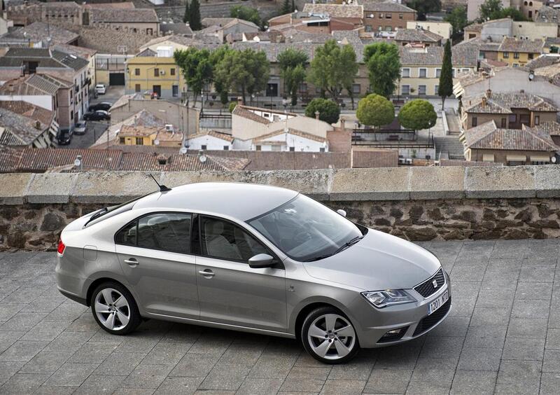 SEAT Toledo (2012-15) (37)