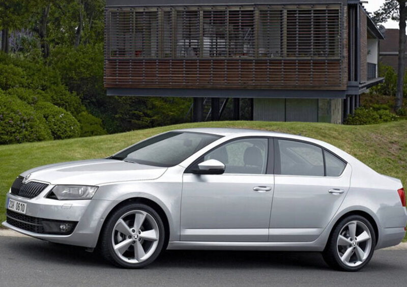 Skoda Octavia (2013-19) (2)