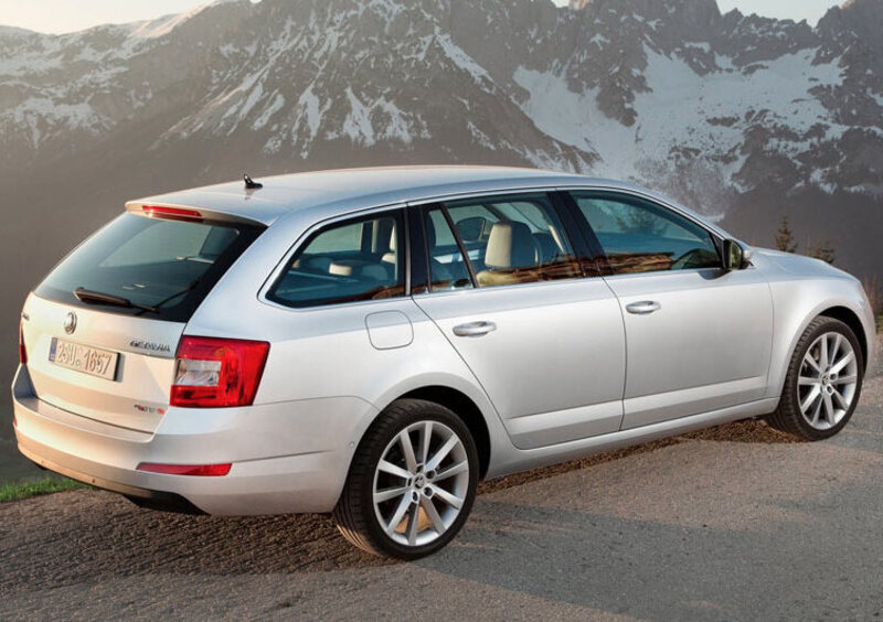 Skoda Octavia Station Wagon (2013-20) (4)