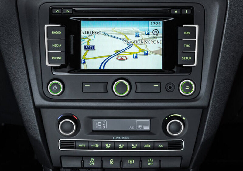 Skoda Rapid Spaceback (2013-19) (8)