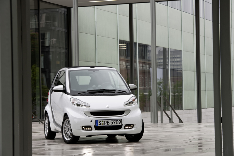 smart Fortwo Cabrio 1000 52 kW MHD cabrio Urbanrunner