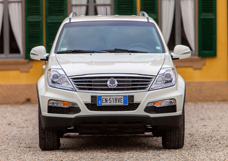 Ssangyong Rexton W (2013-17) (6)