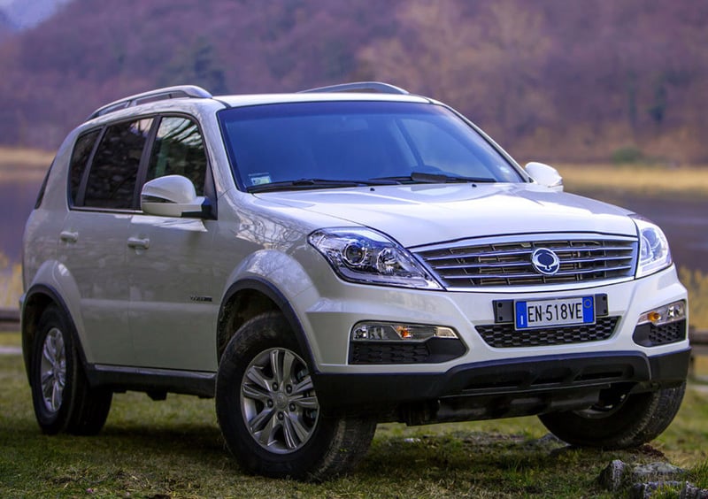 Ssangyong Rexton W (2013-17)