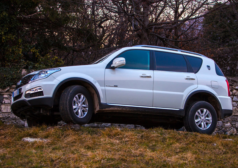 Ssangyong Rexton W (2013-17) (12)