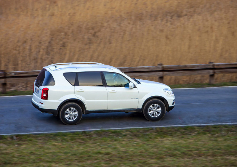 Ssangyong Rexton W (2013-17) (22)