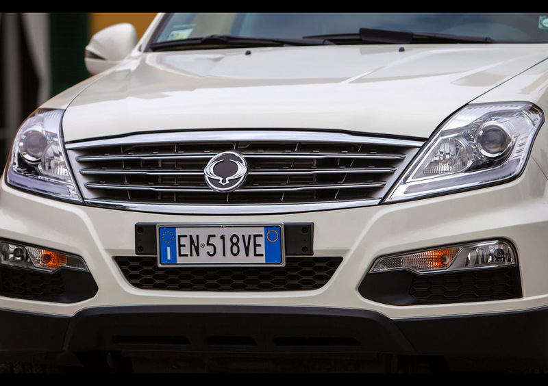 Ssangyong Rexton W (2013-17) (33)