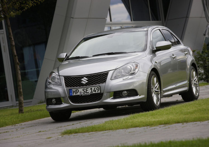 Suzuki Kizashi (2013-14) (5)