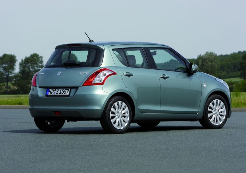 Suzuki Swift (2010-17) (4)