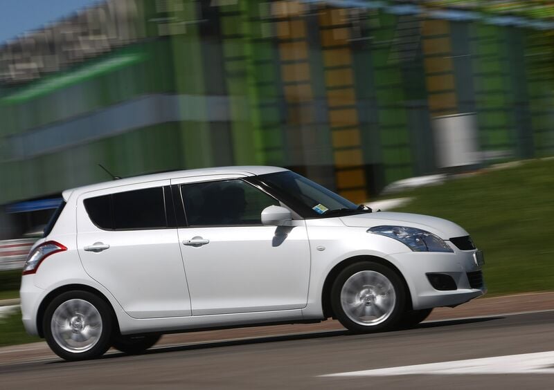 Suzuki Swift (2010-17) (17)