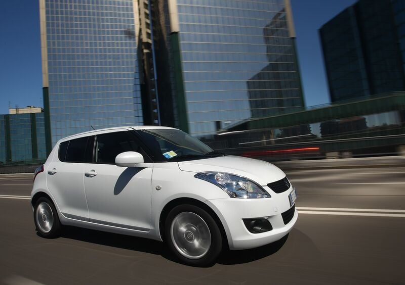 Suzuki Swift (2010-17) (22)