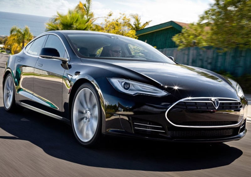 Tesla Model S (2013-->>) (24)