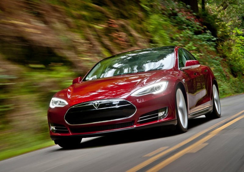 Tesla Model S (2013-->>) (45)