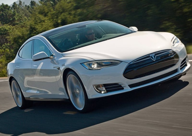 Tesla Model S (2013-->>) (18)