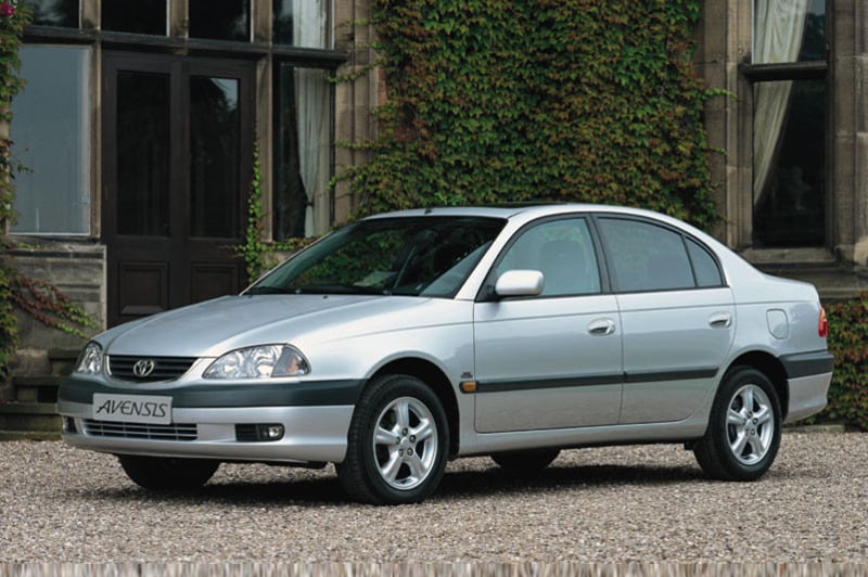 Toyota Avensis (1997-03)