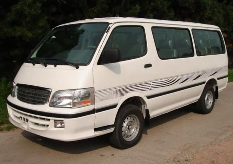 Toyota Hiace Furgone (2006-11)