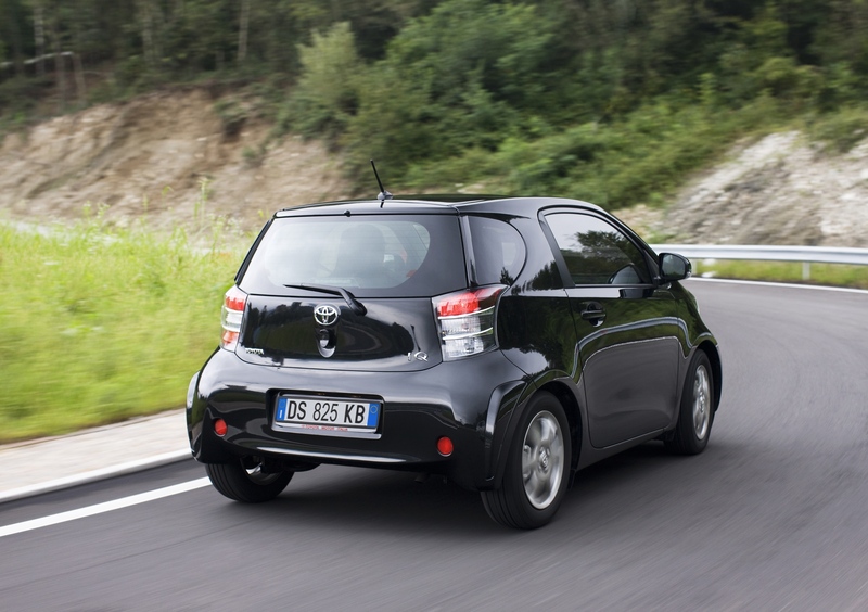 Toyota iQ (2008-14) (8)