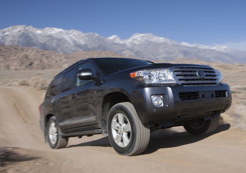 Toyota Land Cruiser V8 (2008-15) (3)