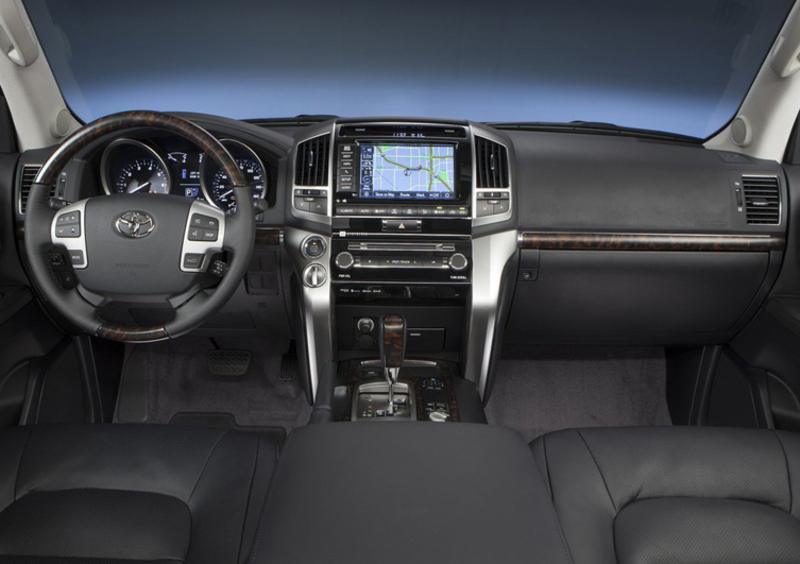 Toyota Land Cruiser V8 (2008-15) (22)