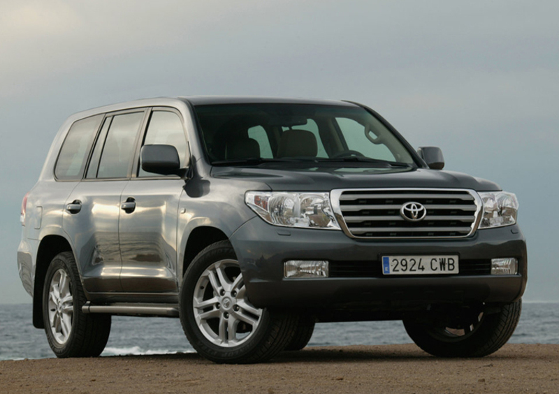 Toyota Land Cruiser V8 (2008-15) (33)