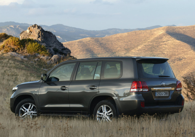 Toyota Land Cruiser V8 (2008-15) (35)