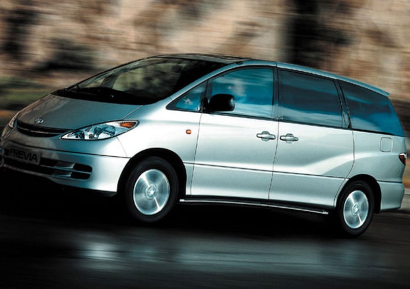 Toyota Previa (2001-06) (3)