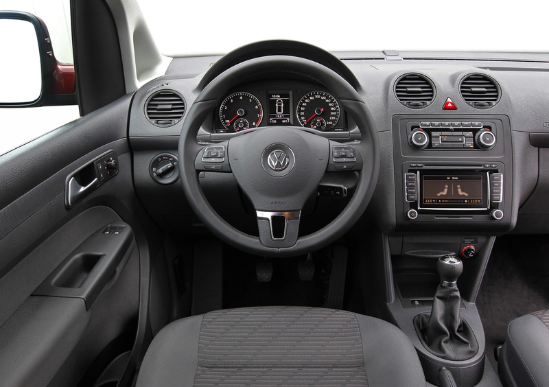 Volkswagen Caddy (2010-15) (46)