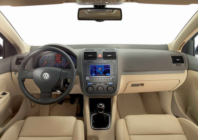 Volkswagen Jetta (2005-10) (6)