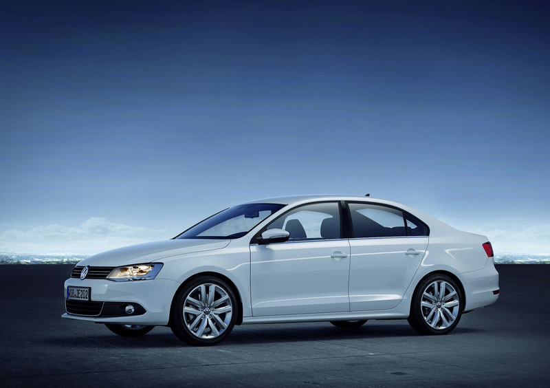 Volkswagen Jetta (2011-12) (7)