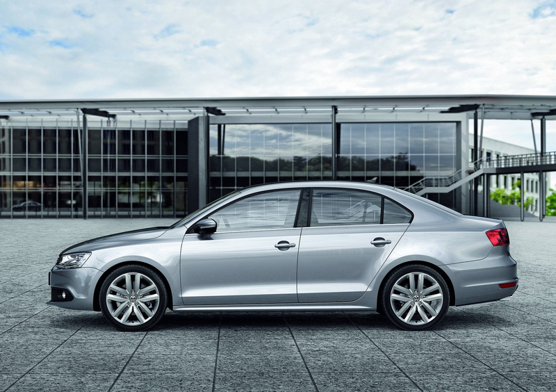 Volkswagen Jetta (2011-12) (9)