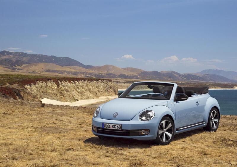 Volkswagen Maggiolino Cabrio (2012-19) (8)