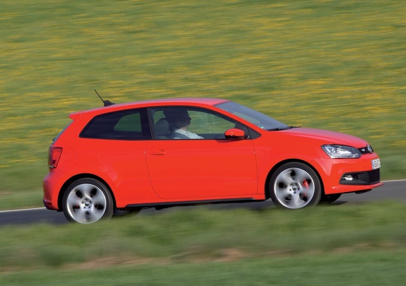 Volkswagen Polo (2009-18) (12)