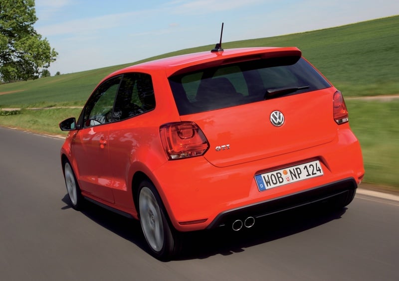 Volkswagen Polo (2009-18) (18)