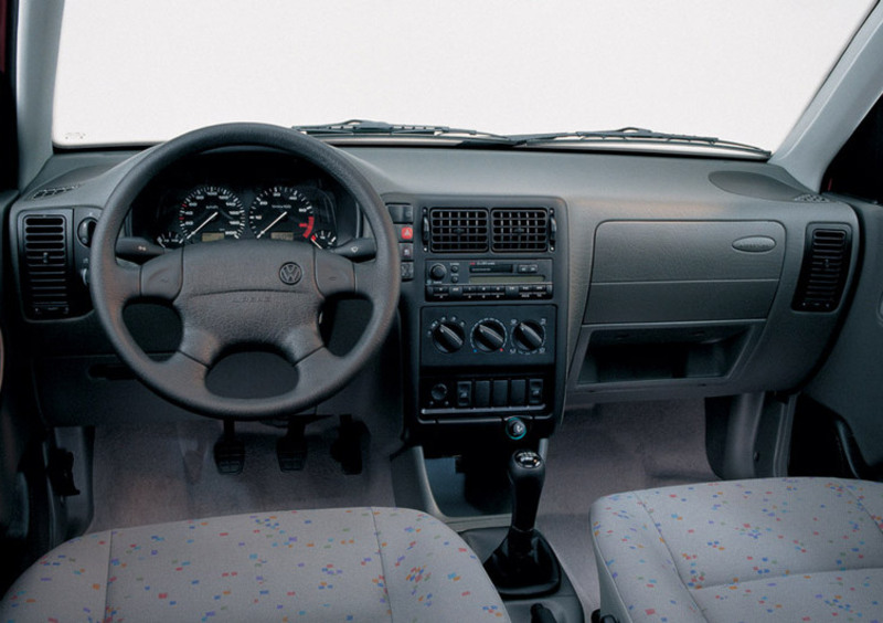 Volkswagen Polo Variant (1997-02) (8)