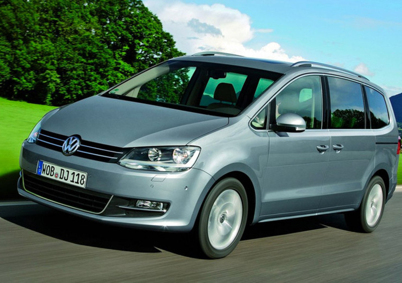 Volkswagen Sharan (2010-21) (24)