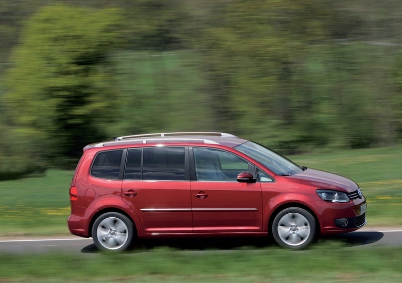 Volkswagen Touran (2010-15) (7)