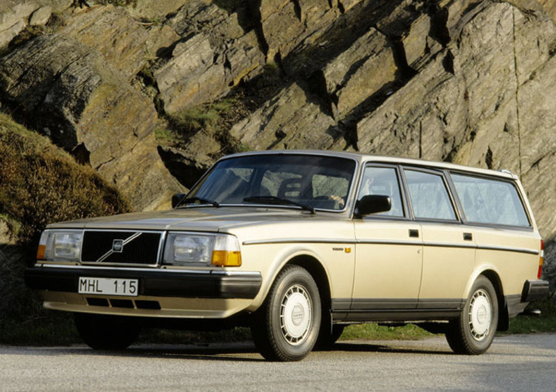 Volvo 240 Station Wagon (1984-93) (4)