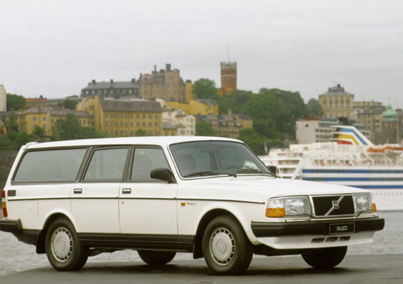 Volvo 240 Station Wagon (1984-93) (6)