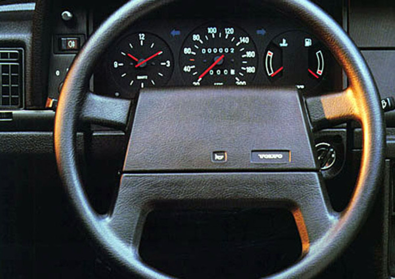 Volvo 240 Station Wagon (1984-93) (8)