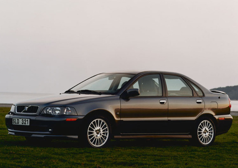 Volvo S40 (1996-04) (3)