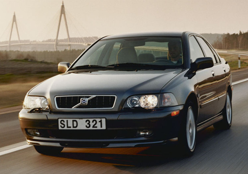 Volvo S40 (1996-04) (4)