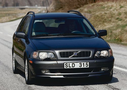 Volvo V40 (1996-04)